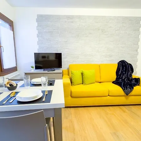 C A.l.i. By Ca-sa Check Daire *