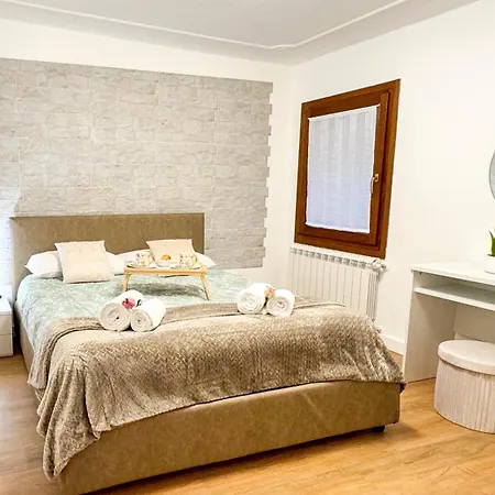 C A.l.i. By Ca-sa Check Chioggia