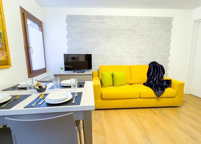 C A.l.i. By Ca-sa Check Daire *