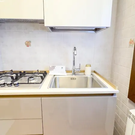 C A.l.i. By Ca-sa Check Apartment